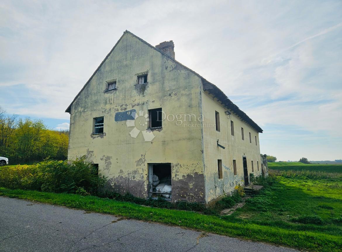 Casa Branjina, Popovac, 900m2