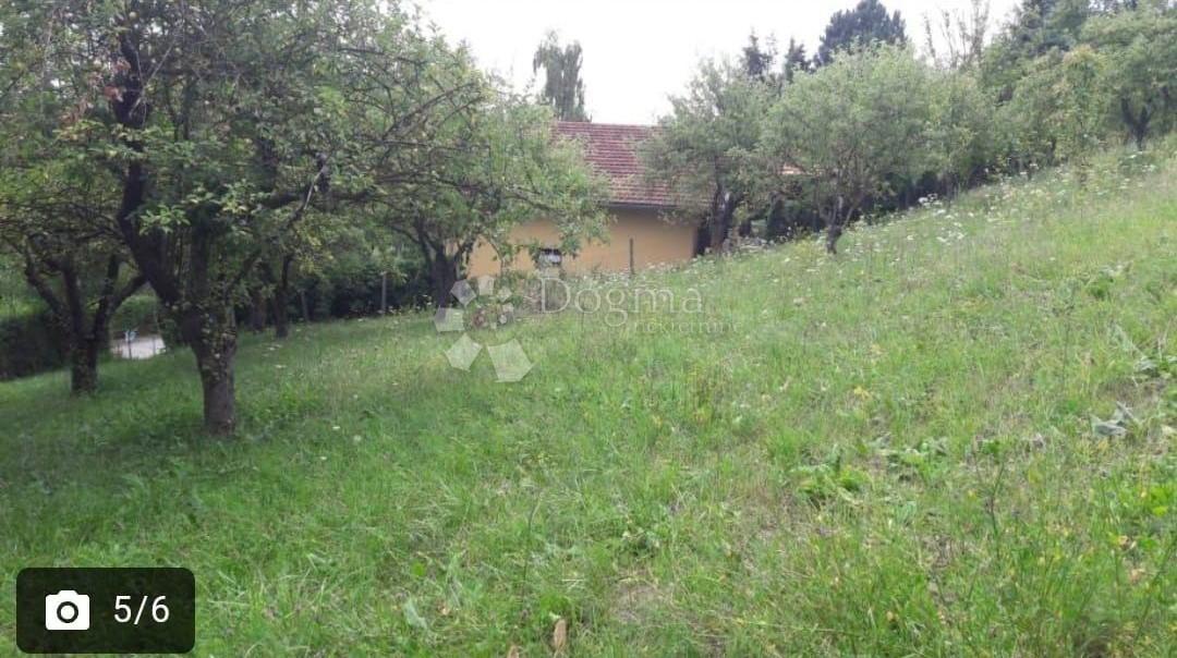 Terreno edificabile Prekvršje, Sesvete, 1.800m2