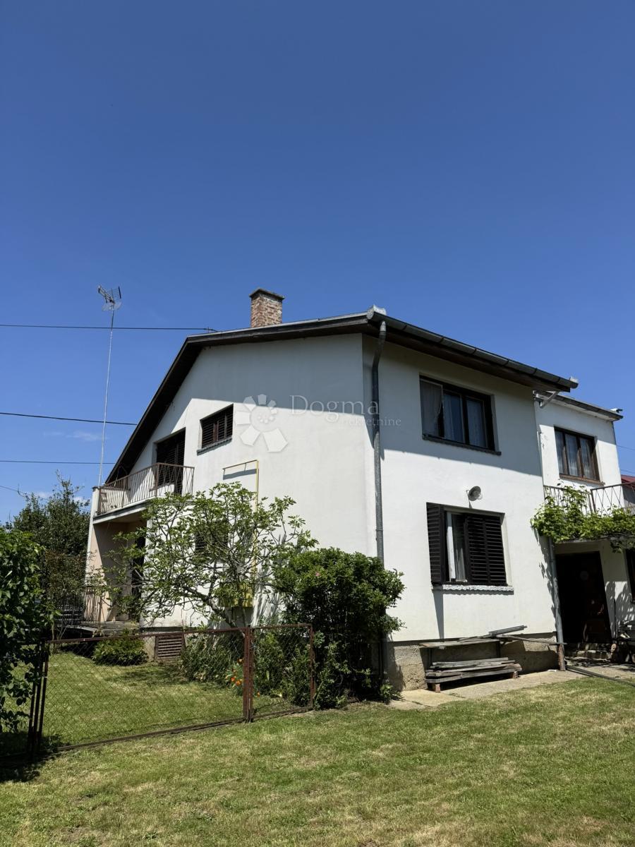 Casa Veliko Trojstvo, 244m2