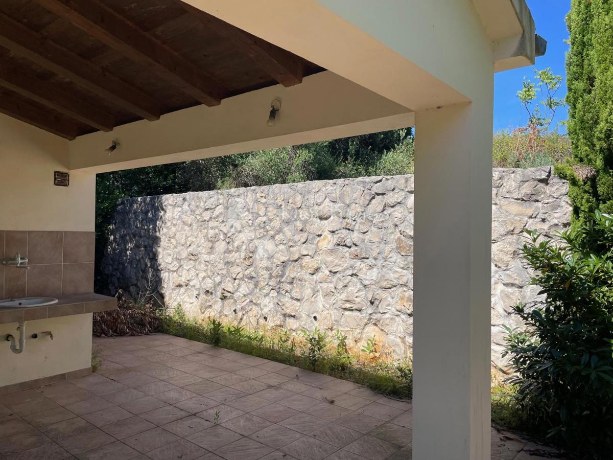Terreno edificabile Lukoran, Preko, 750m2