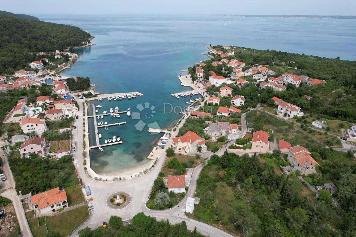 Terreno edificabile Lukoran, Preko, 750m2