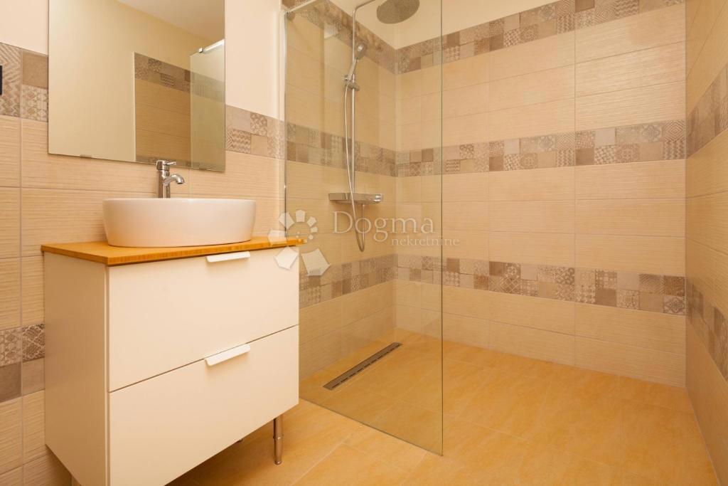 Premantura – Villa di lusso in posizione prestigiosa!