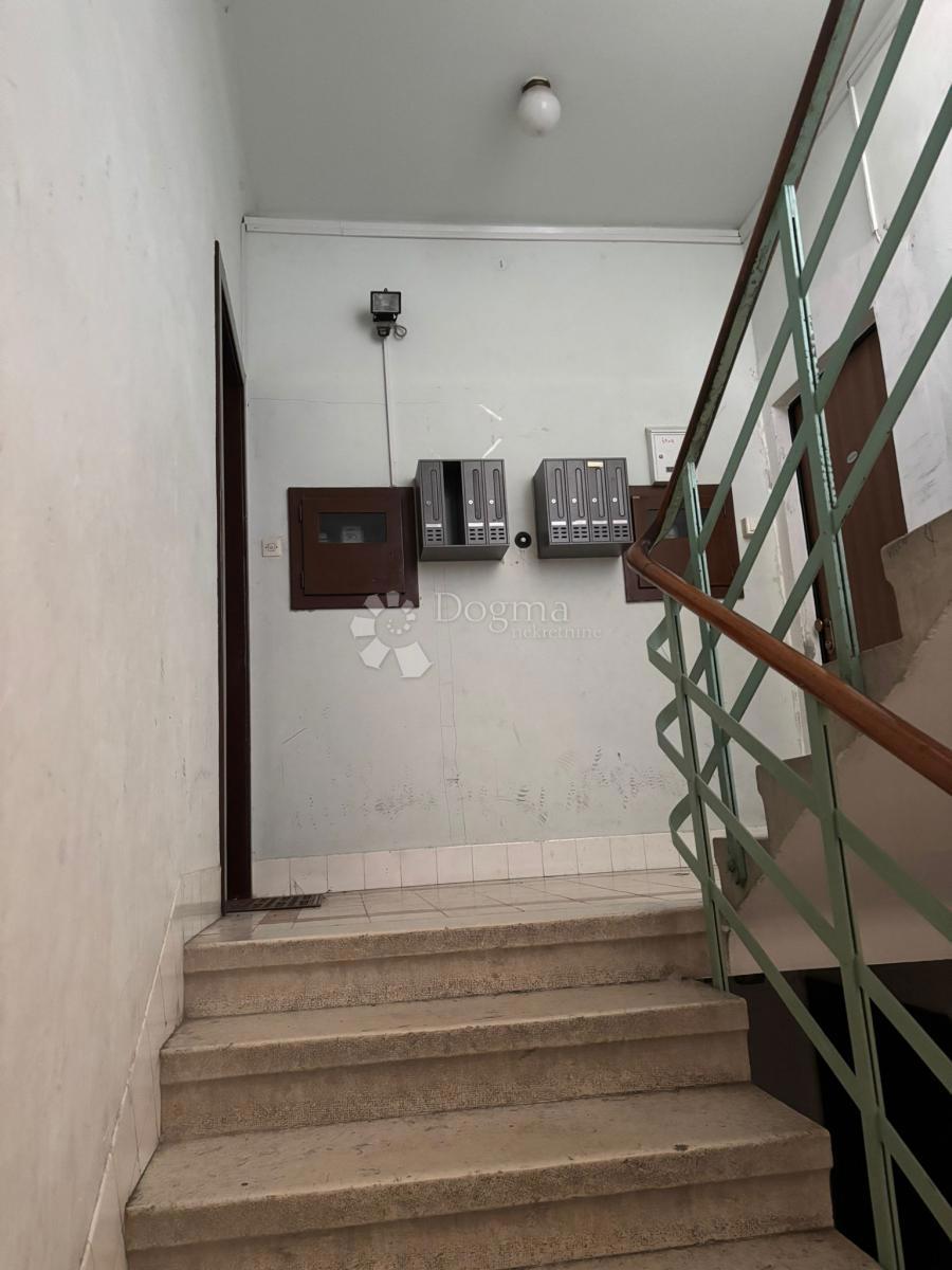 Allogio Bačvice, Split, 77m2