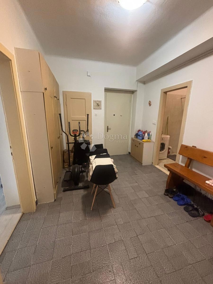 Allogio Bačvice, Split, 77m2