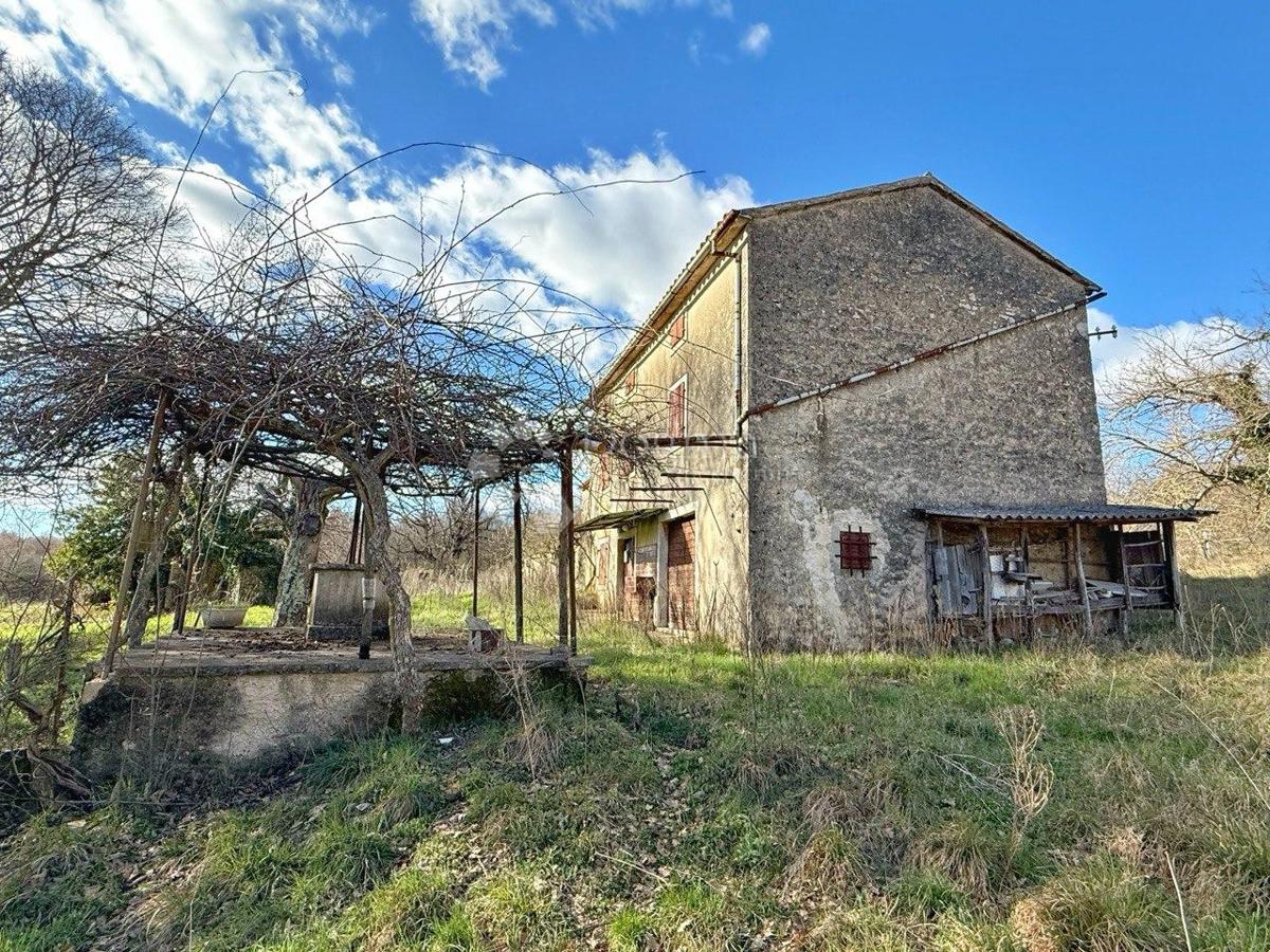 RARO SUL MERCATO - STANCIJA PERFETTA PER RESIDENZA PRIVATA O MODELLO DI BUSINESS