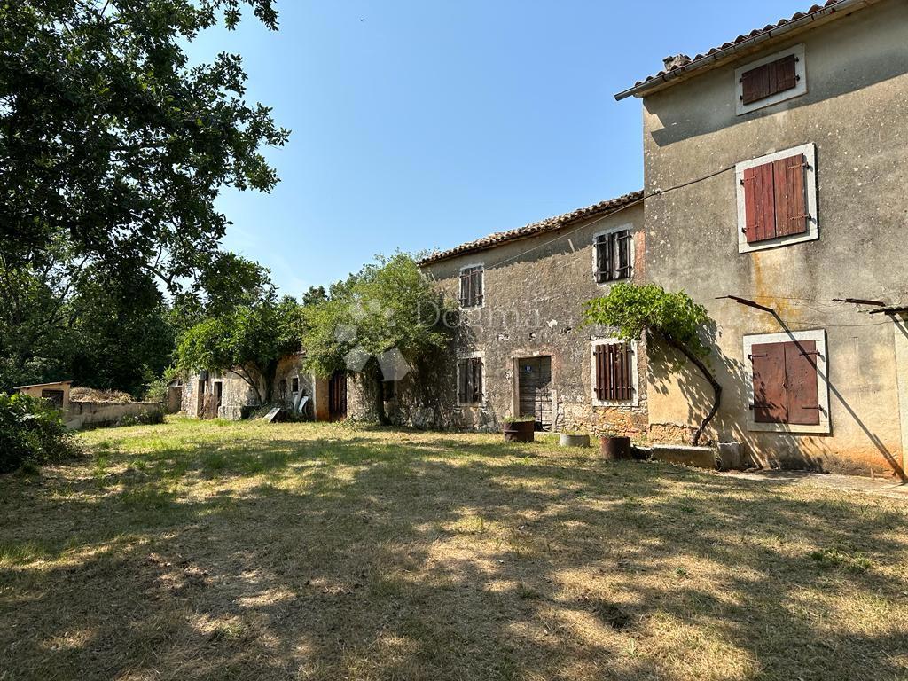 RARO SUL MERCATO - STANCIJA PERFETTA PER RESIDENZA PRIVATA O MODELLO DI BUSINESS