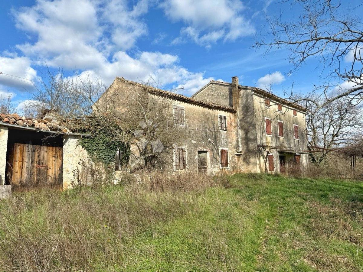 RARO SUL MERCATO - STANCIJA PERFETTA PER RESIDENZA PRIVATA O MODELLO DI BUSINESS