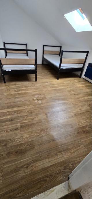 Casa Brestje, Sesvete, 303m2