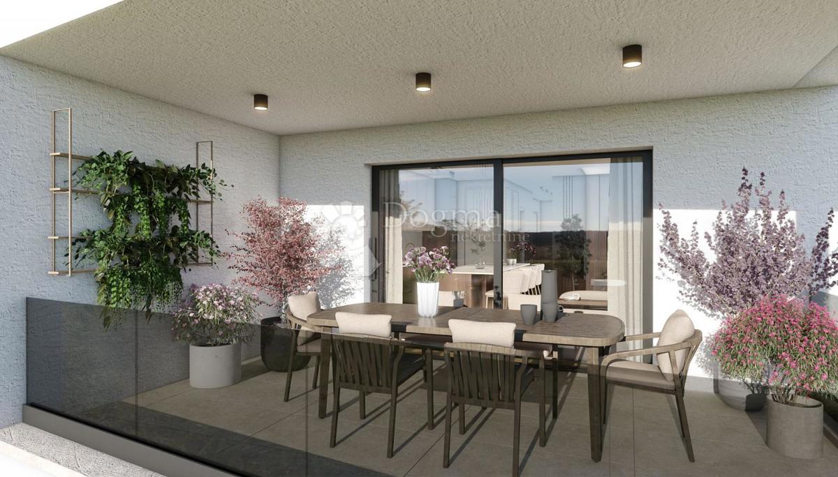 Attico di lusso a Zara – pronto per essere abitato immediatamente