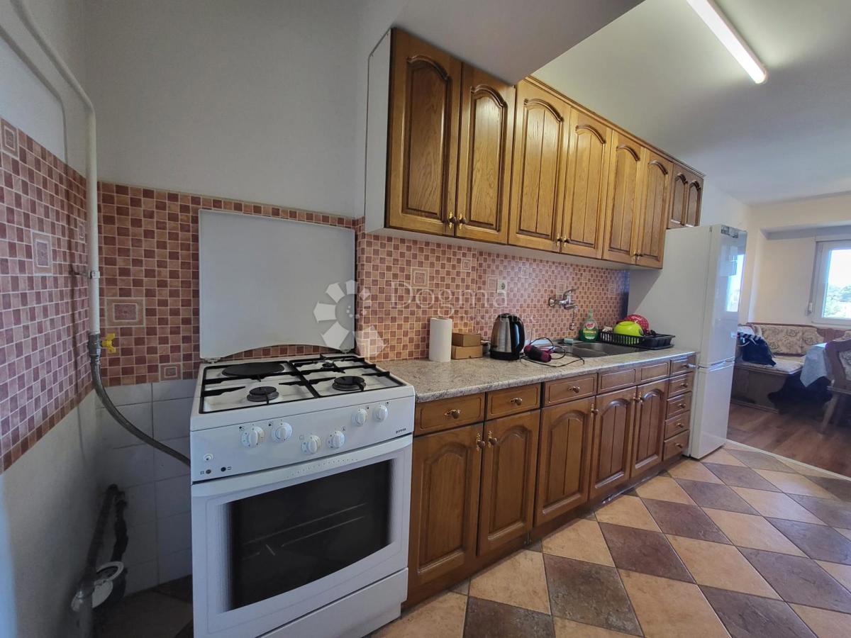 APPARTAMENTO CON DUE TERRAZZE IN POSIZIONE ATTRAENTE