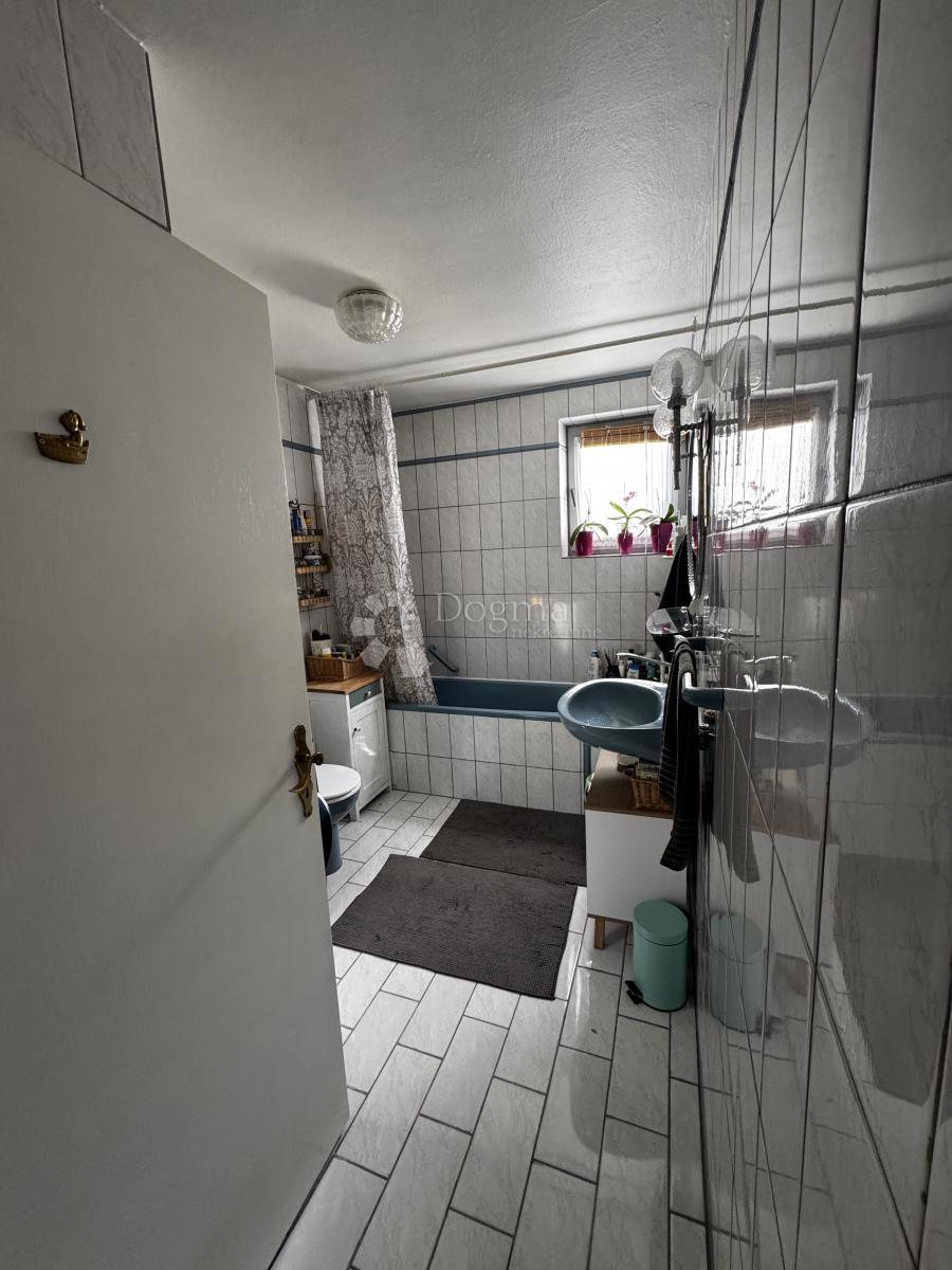 Casa Branovec, Gornja Dubrava, 298,04m2