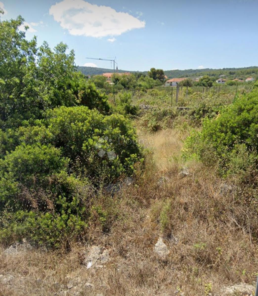 Terreno edificabile Mirca, Supetar, 2.562m2