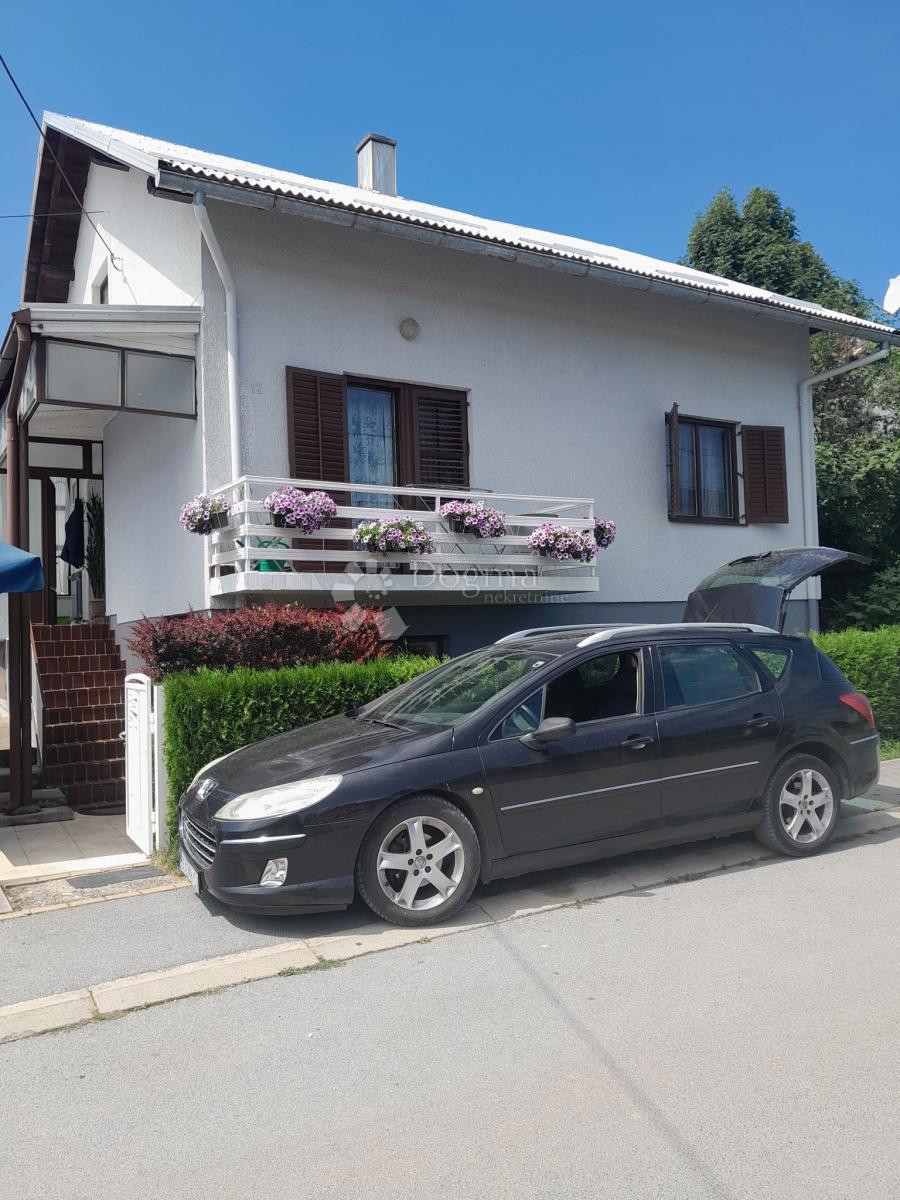 Casa Centar, Gospić, 250m2