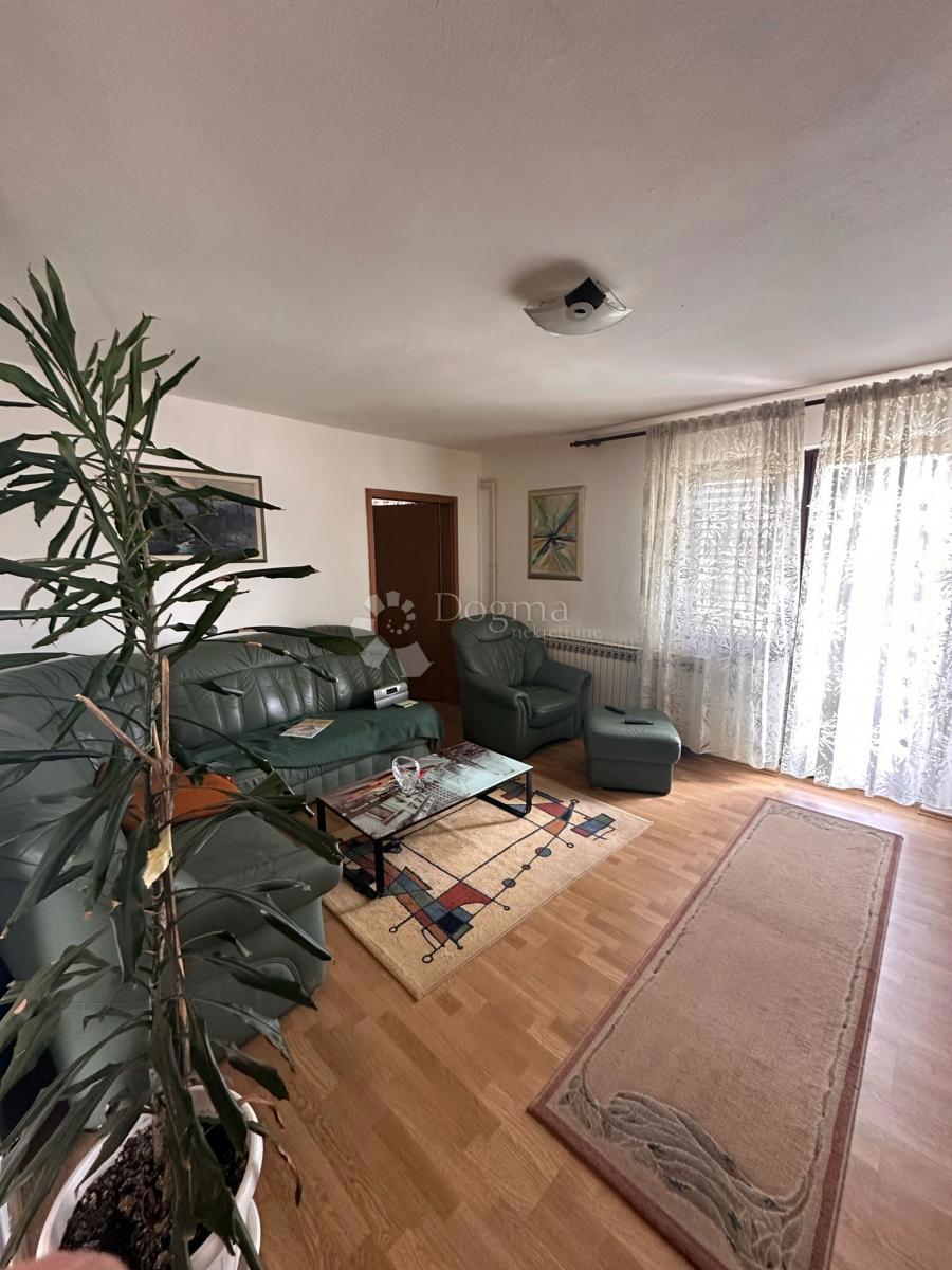 Casa Centar, Gospić, 250m2