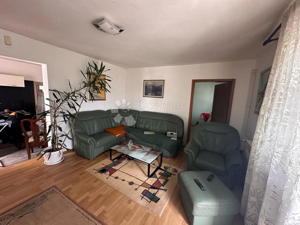 Casa Centar, Gospić, 250m2