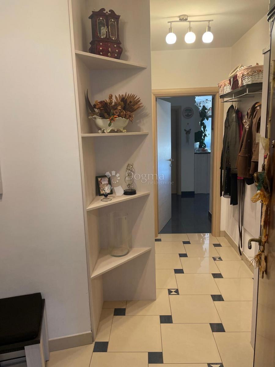 Allogio Crikvenica, 81m2
