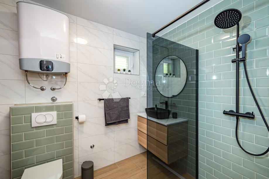 Casa Rovanjska, Jasenice, 140m2