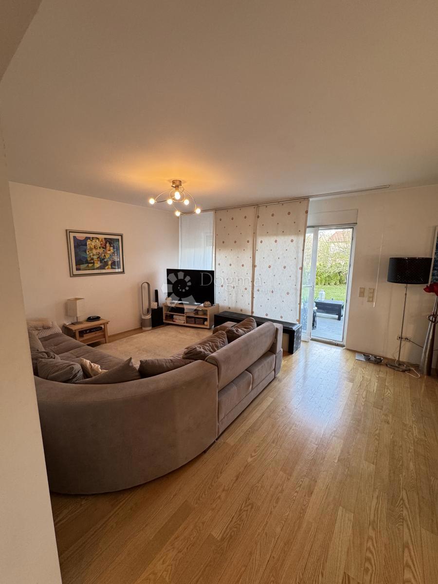 Casa Sjever, Zaprešić, 218,77m2