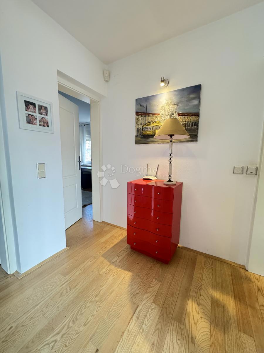 Casa Sjever, Zaprešić, 218,77m2