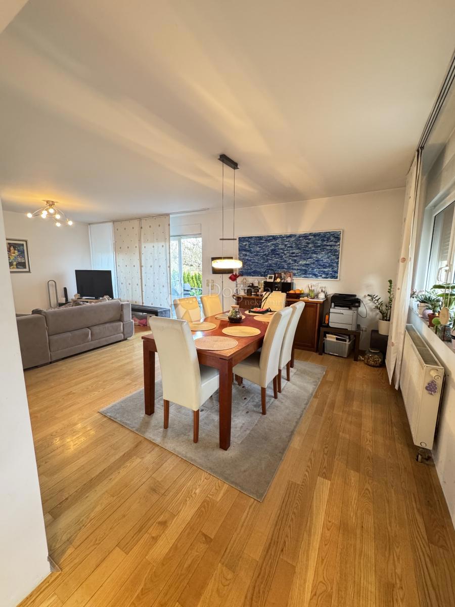 Casa Sjever, Zaprešić, 218,77m2