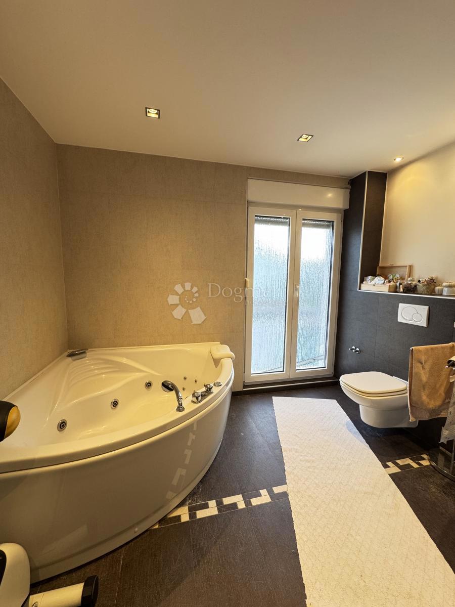 Casa Sjever, Zaprešić, 218,77m2