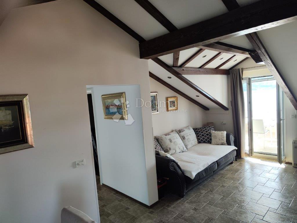 Casa Rogoznica, 280m2