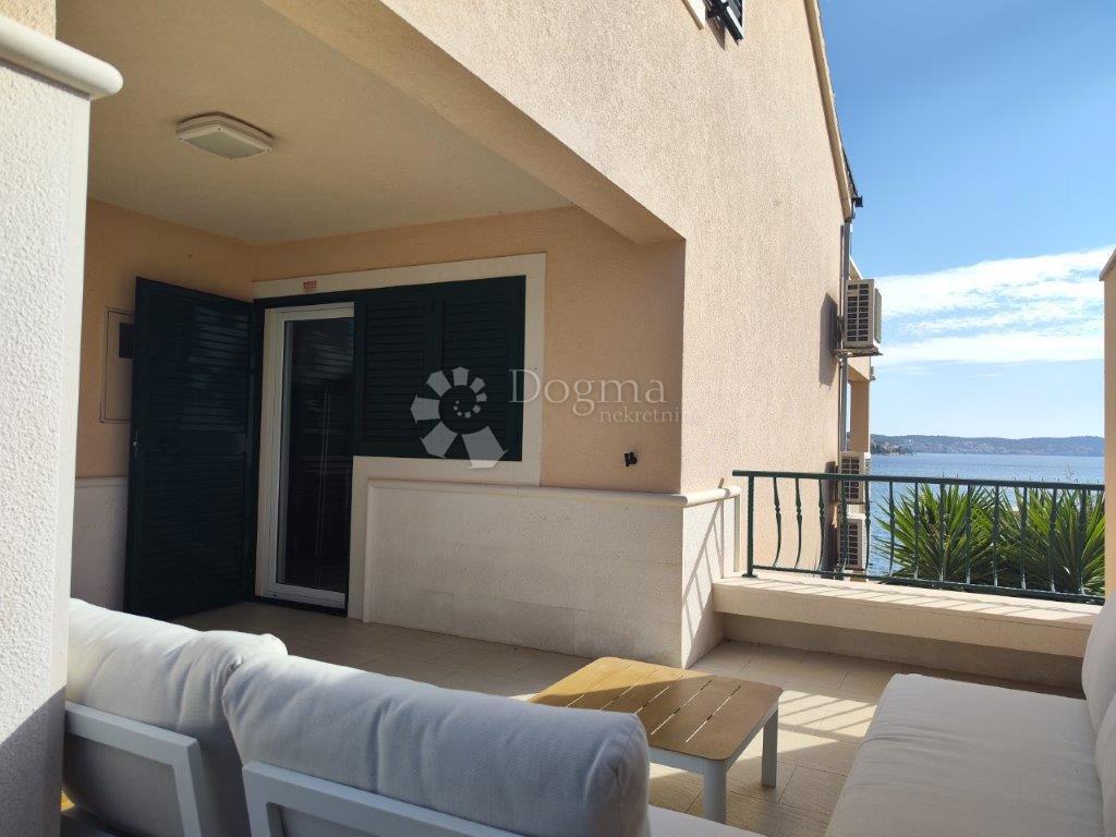 Casa Rogoznica, 280m2