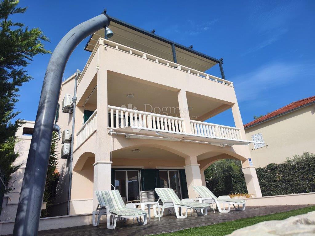 Casa Rogoznica, 280m2