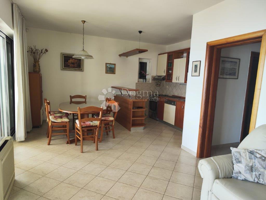 Casa Rogoznica, 280m2