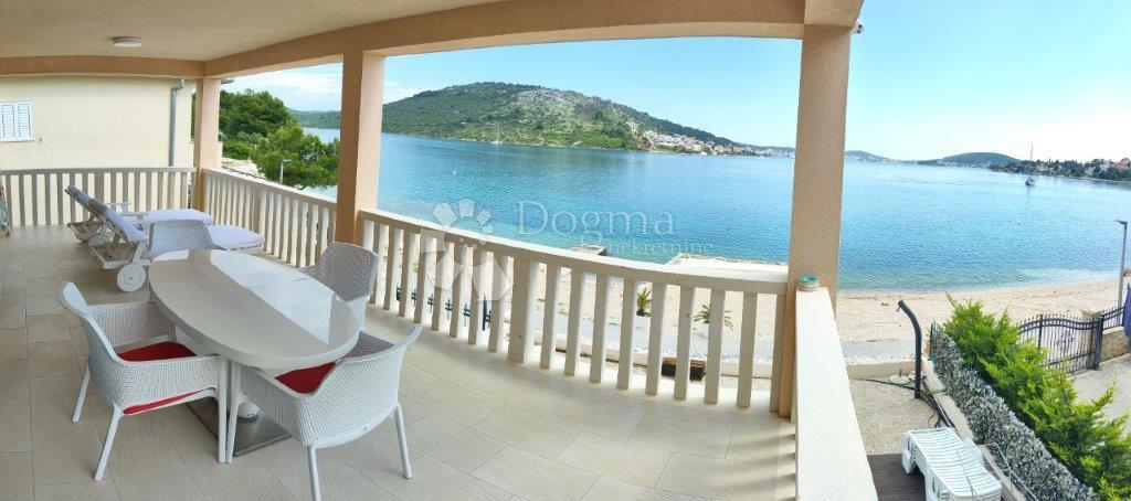 Casa Rogoznica, 280m2