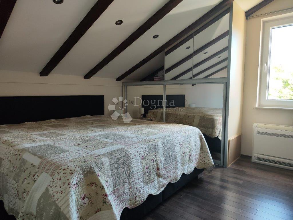 Casa Rogoznica, 280m2