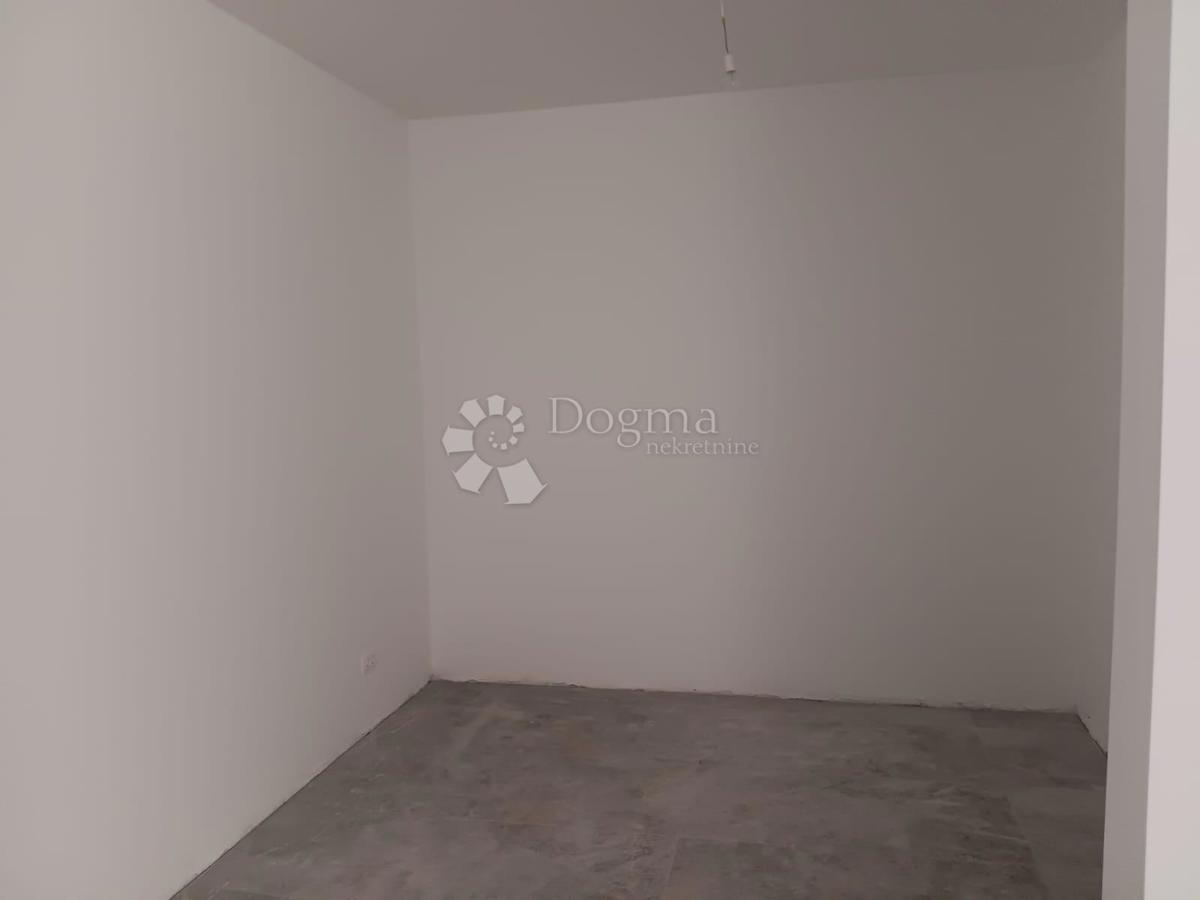 Locale commerciale Batala, Dubrovnik, 214m2