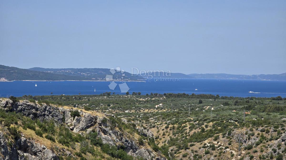Terreno agricolo Ložišća, Milna, 8.500m2