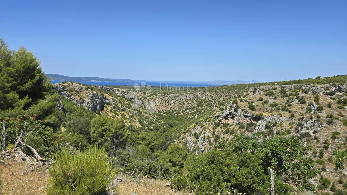 Terreno agricolo Ložišća, Milna, 8.500m2