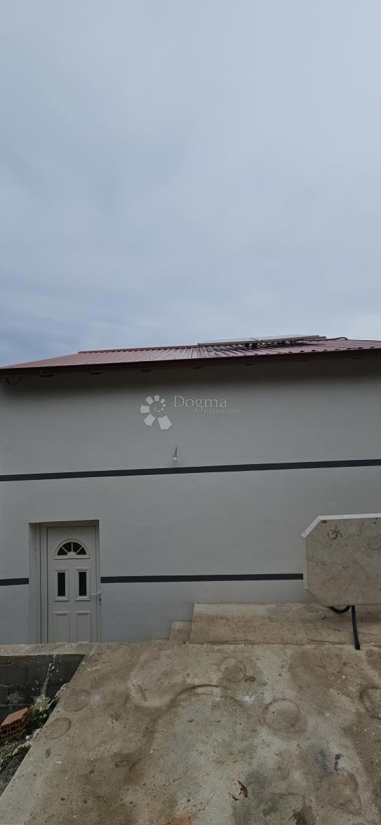 Casa Peruški, Marčana, 80m2