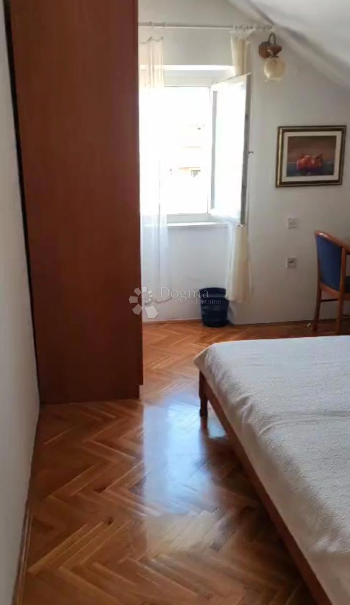 Locale commerciale Srima, Vodice, 330m2