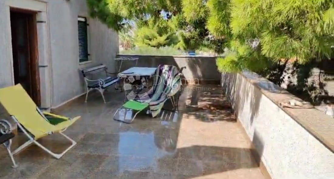 Locale commerciale Srima, Vodice, 330m2