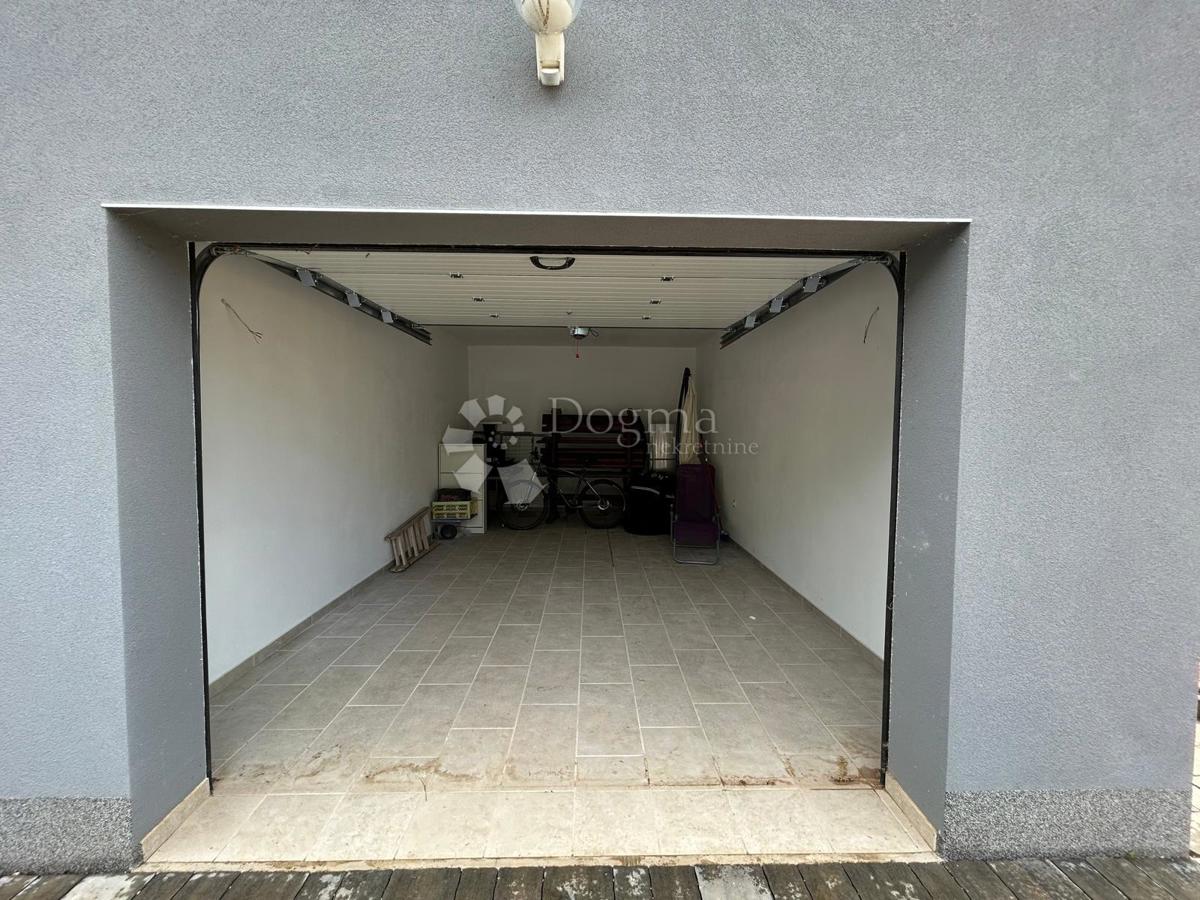 Allogio Kaštanjer, Pula, 119m2