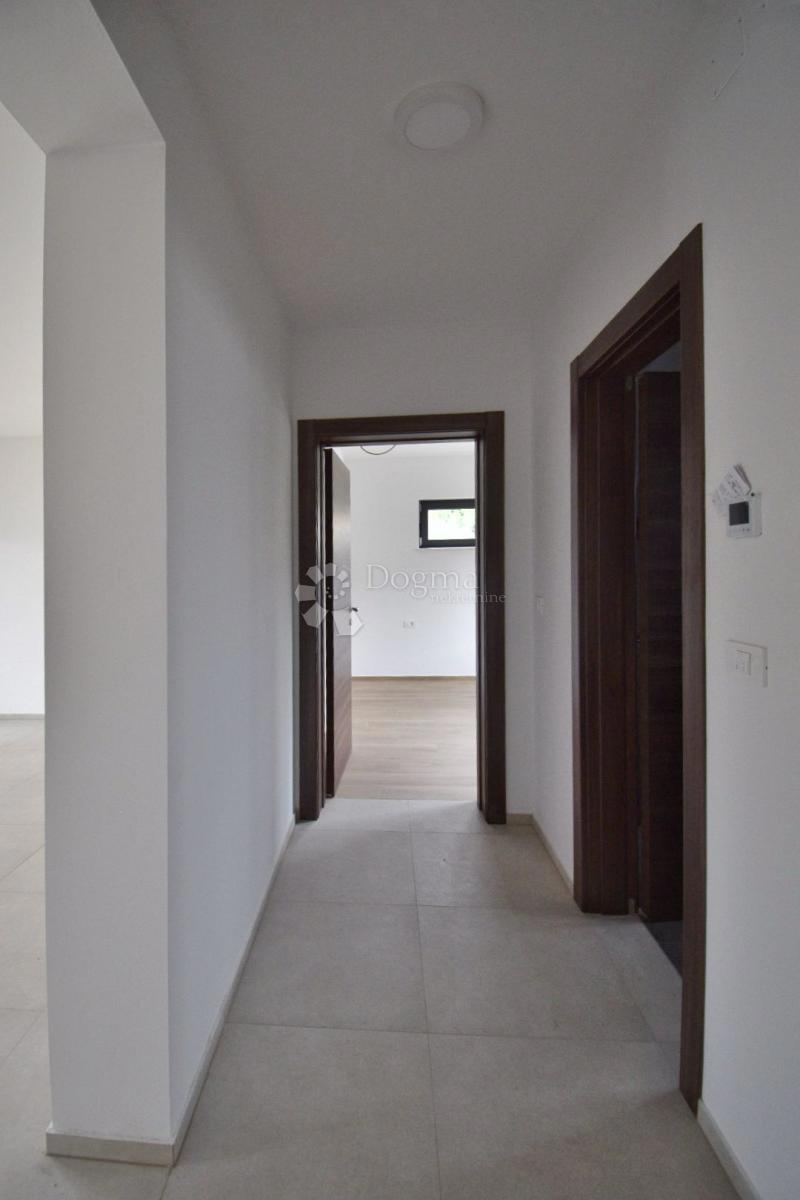 Allogio Štinjan, Pula, 73m2