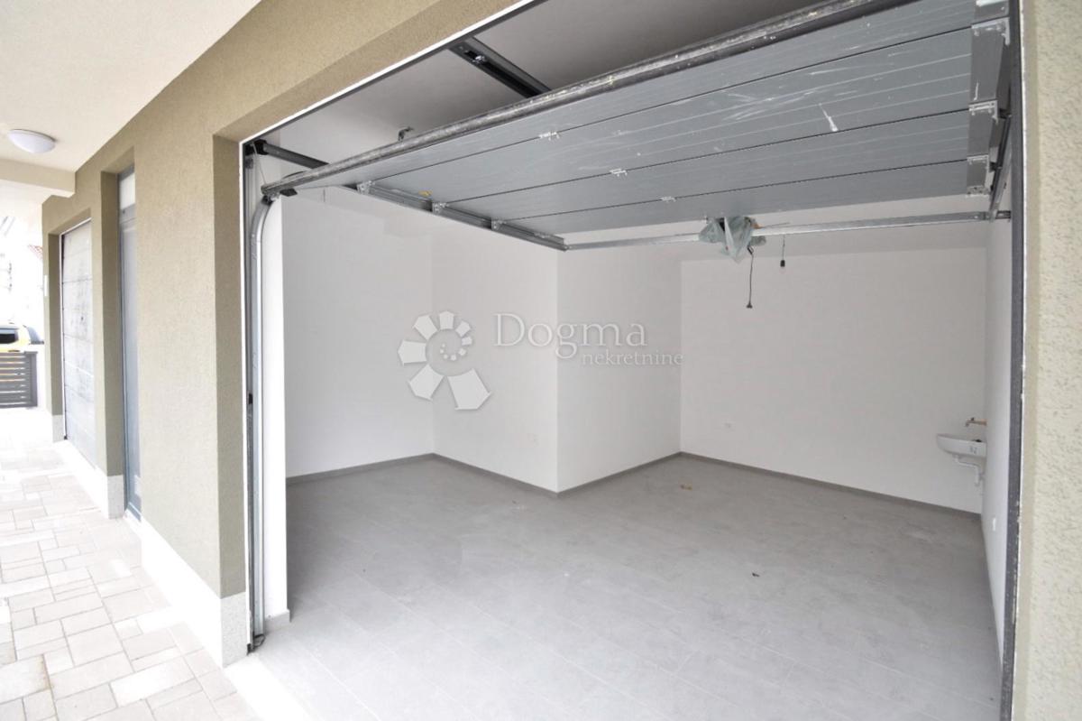 Allogio Štinjan, Pula, 73m2