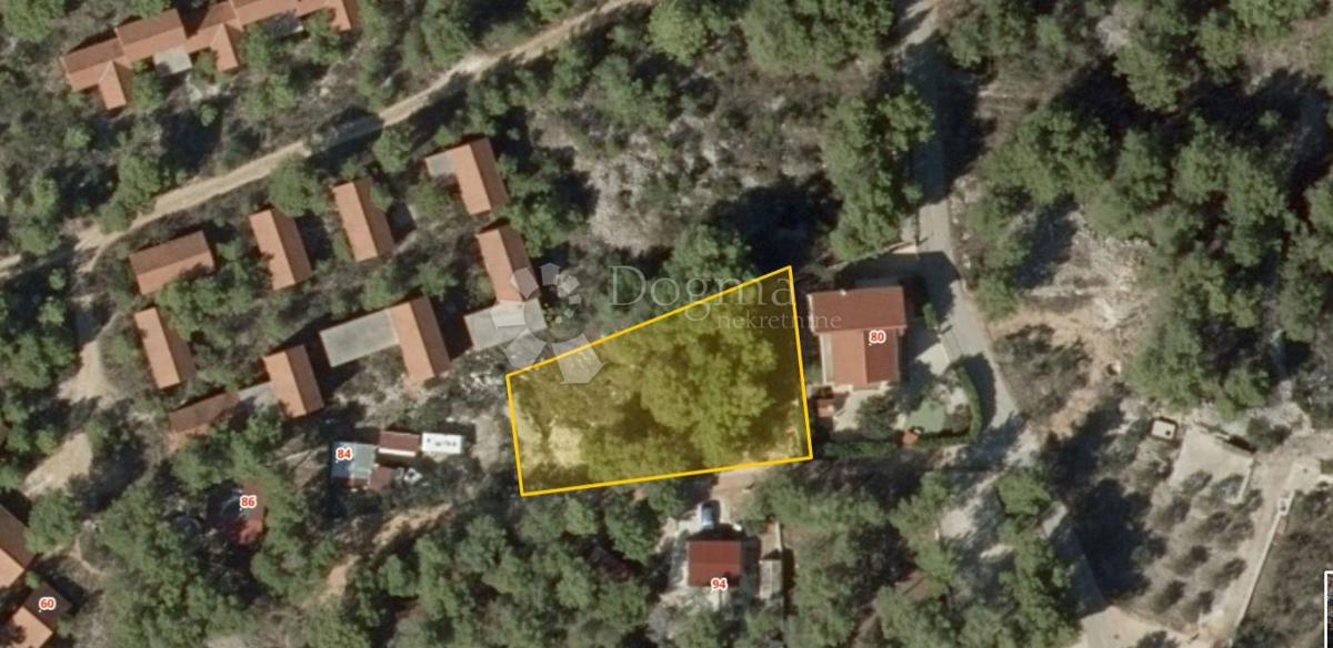 Terreno edificabile Milna, 818m2