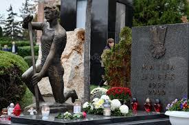 Mirogoj, Gornji Grad - Medveščak, 8m2