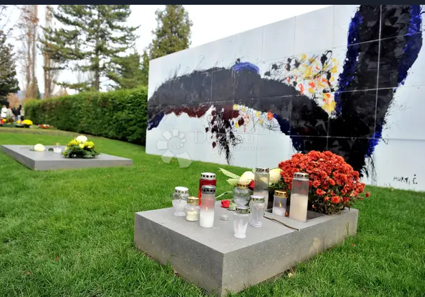 Mirogoj, Gornji Grad - Medveščak, 8m2