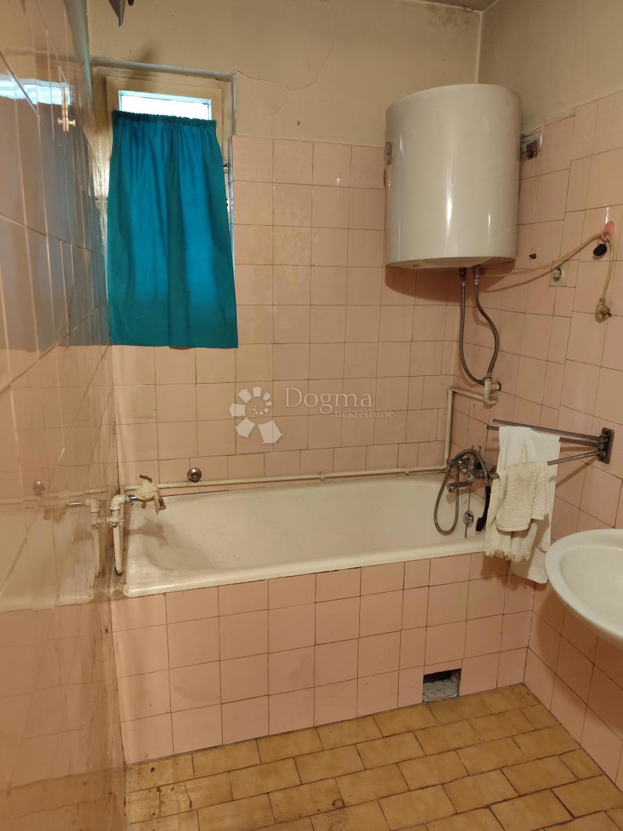 Casa Čučerje, Gornja Dubrava, 756m2