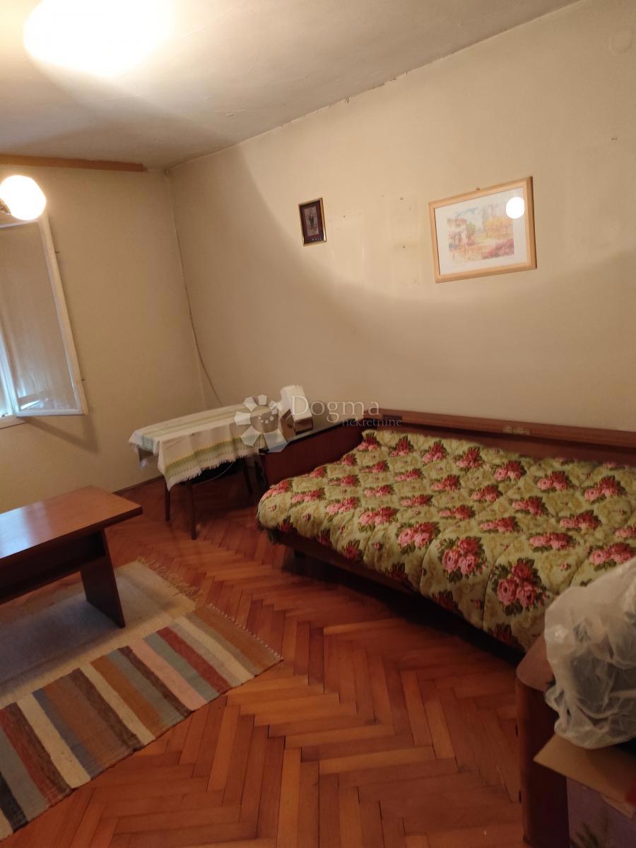 Casa Čučerje, Gornja Dubrava, 756m2