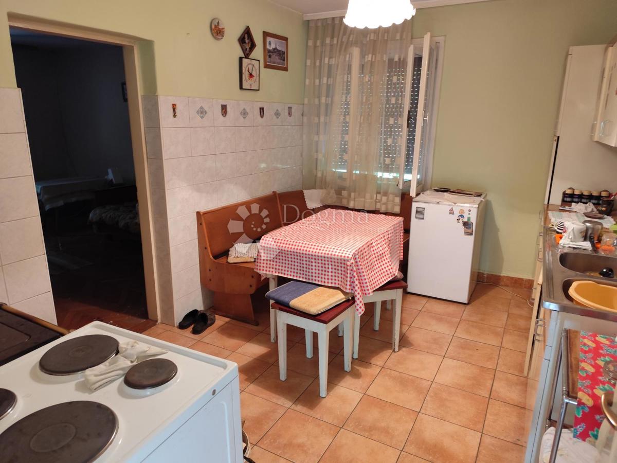 Casa Čučerje, Gornja Dubrava, 756m2