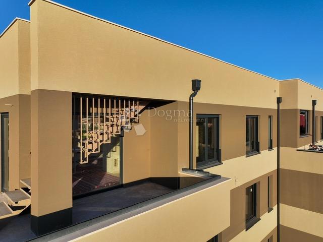 Allogio Sabunike, Privlaka, 220m2