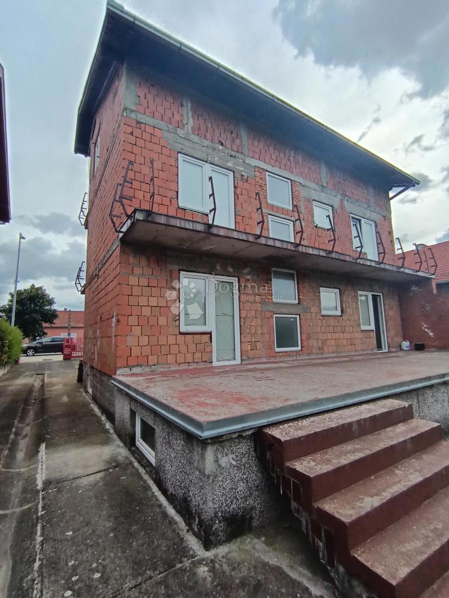 Casa Mitnica, Vukovar, 479m2