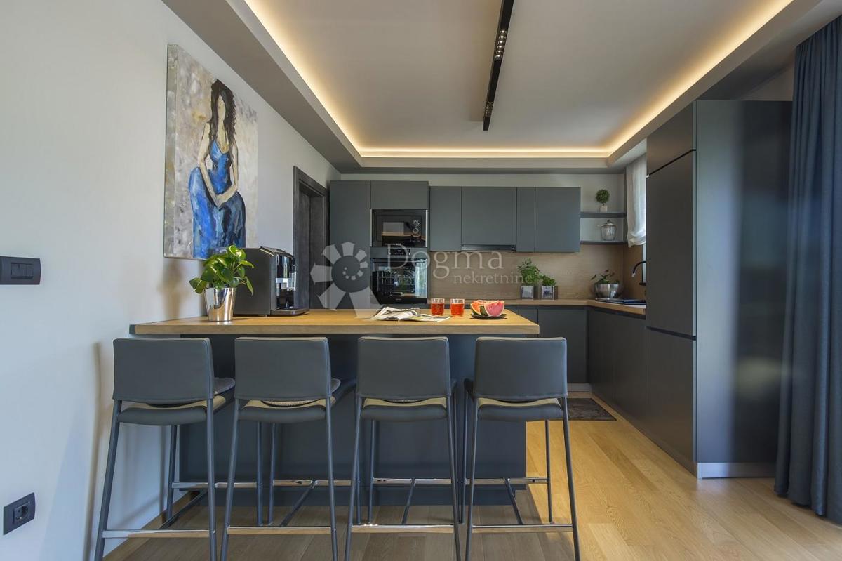 Casa Poreč, 320m2