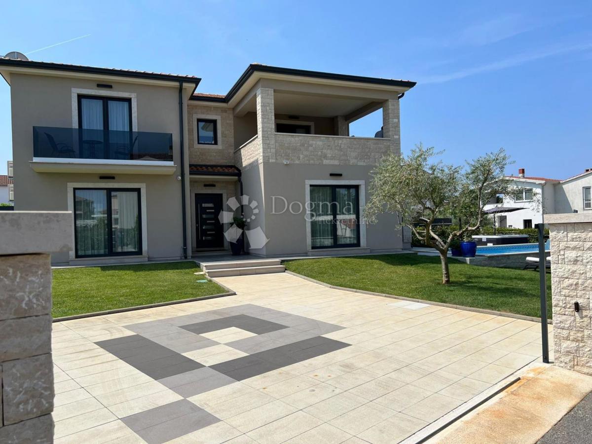 Casa Poreč, 320m2